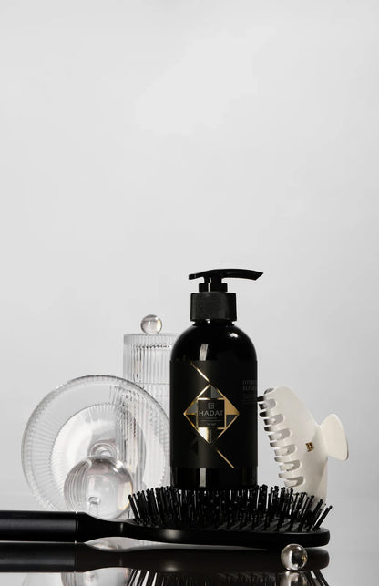 Hydro Intensive Repair Shampoo clean studio product view